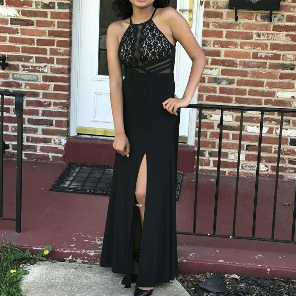 Black prom dress